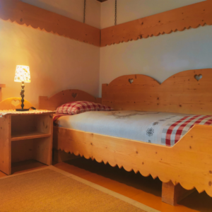 Ferienwohnung Gstaad Chalet Lärchehus Bedroom 4